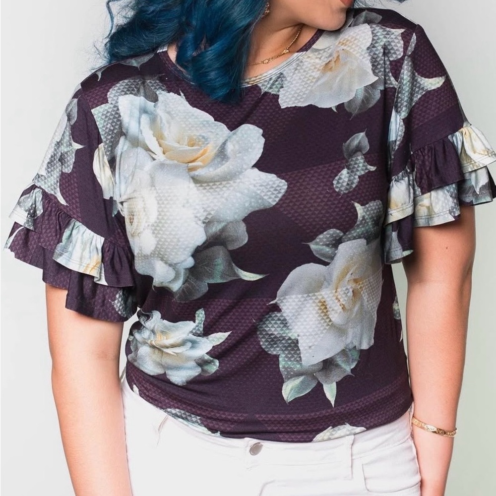 Hula Tease Women’s Gardenia Blouse